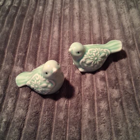 🐎NEW! Adorable Pair Of Ceramic Bird Figurines Tiffany Blue - Picture 5 of 6